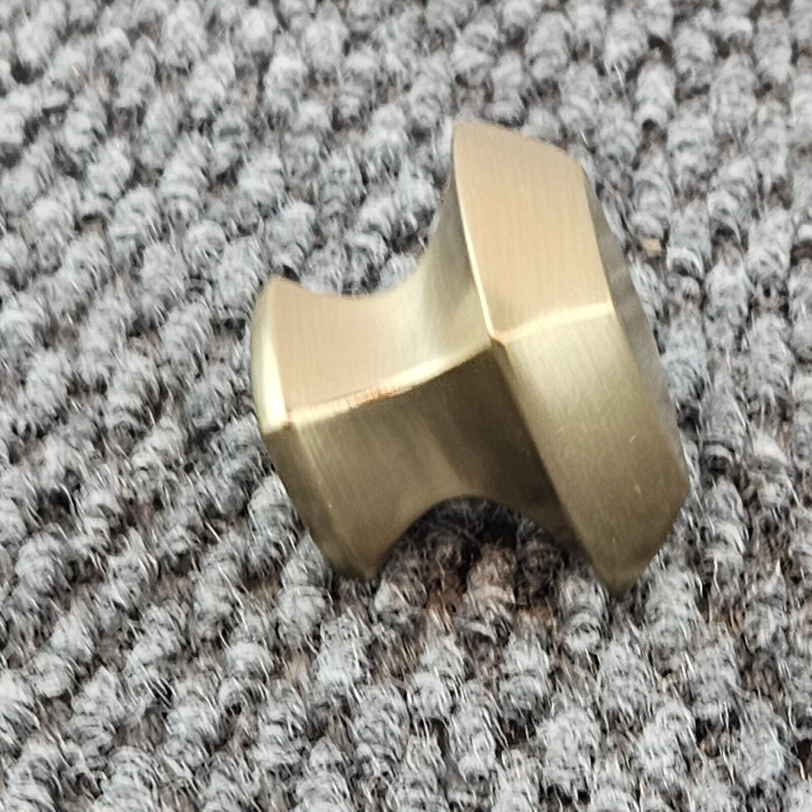 Liberty  Mandara 1-1/4 in. (32 mm) Champagne Bronze Square Cabinet Knob
